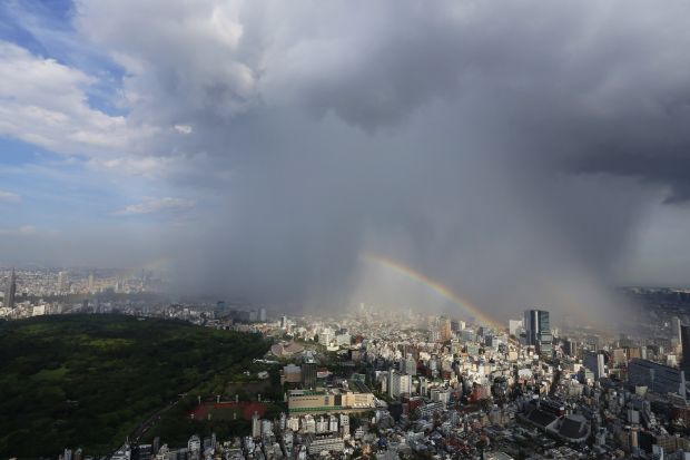 局地的に